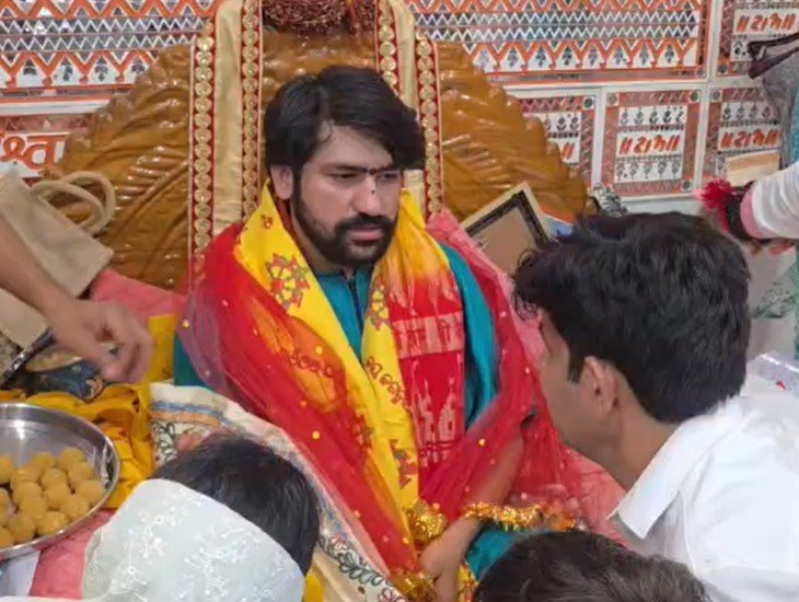 Chhatarpur Bageshwar Dham:देशभर के शिष्य मंडल प्रतिनिधियों का बागेश्वर धाम में महासंगम, बागेश्वर सरकार ने दिया सेवा का संदेश..