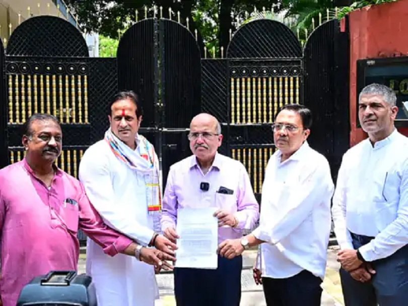 Chhattisgarh Medicine Scam:सरकारी अस्पतालों में नकली और घटिया दवाओं की सप्लाई का आरोप: कांग्रेस ने राज्यपाल से की जांच की मांग