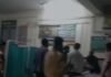 Mungeli ambulance operator violence: मुंगेली अस्पताल में प्राइवेट एम्बुलेंस संचालकों की दादागिरी, वीडियो वायरल, डॉक्टरों से बदसलूकी का आरोप Mungeli ambulance operator violence