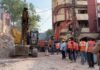 Buldozer in Indore: सिंहस्थ-2028 को लेकर एक्शन मोड में इंदौर नगर निगम: मास्टर प्लान सड़क निर्माण के लिए चला बुलडोजर, जिंसी से सुभाष मार्ग तक हटाए गए अतिक्रमण