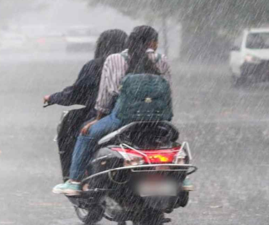MP Weather Update: नौतपा के बीच बदला मौसम का मिजाज, मानसून की एंट्री में देरी; प्री-मानसून बारिश से मिली राहत