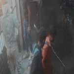 Katni Crime News: रेलवे स्टेशन की शराब दुकान में बंदूक लेकर घुसा युवक, कर्मचारियों को दी धमकी; पूरी वारदात CCTV में कैद
