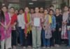 Barwani Girls Hostel Complaint: बड़वानी छात्रावास की छात्राओं ने खोला समस्याओं का पिटारा, राशन कटौती और सुविधाओं की कमी को लेकर कलेक्टर से लगाई गुहार