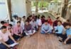 Shajapur NHM Protest: शाजापुर में संविदा स्वास्थ्य कर्मचारियों की अनिश्चितकालीन हड़ताल शुरू, 8 सूत्रीय मांगों को लेकर सरकार के खिलाफ मोर्चा
