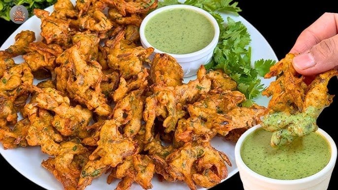 Crispy Pakora Recipe: बिना तेल के भी बन सकते हैं स्वादिष्ट और कुरकुरे पकौड़े, जानिए हेल्दी रेसिपी और आसान टिप्स