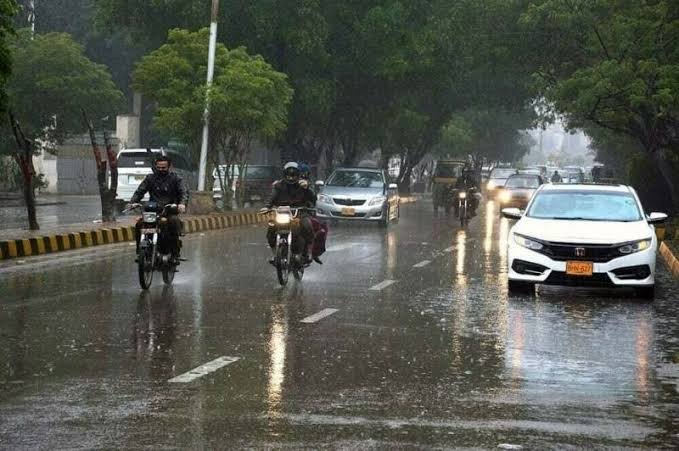 CG Weather Today: मानसून का इंतजार बढ़ा, छत्तीसगढ़ में उमस और गर्मी का असर; रायपुर में पारा पहुंचा 40 डिग्री