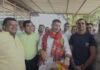 MP News: किसानों ने पहनाया सम्मान के गमछे को Viral Video में फेंकते दिखे जीतू पटवारी, उठने लगे सवाल