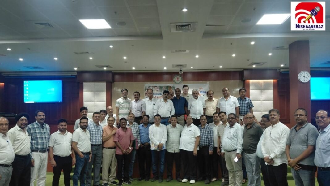 CG News: आवास मंत्री के सामने गूंजी सोसायटियों की आवाज! 18 सोसायटी प्रतिनिधियों ने रखीं अपनी समस्याएं