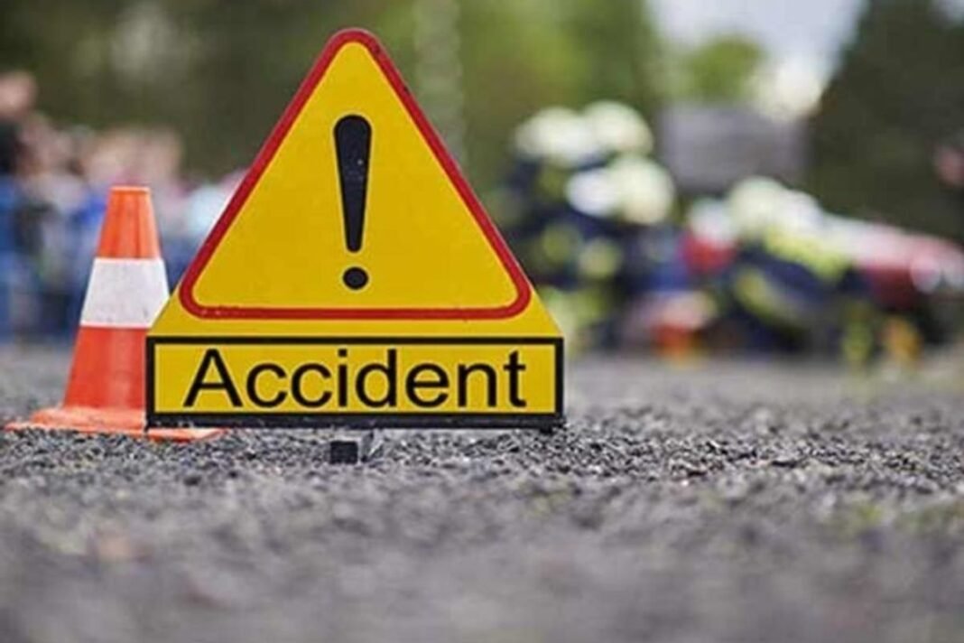 Surajpur Road Accident: नियमों की अनदेखी और रफ्तार ने छीनीं तीन परिवारों की खुशियां, जांच में जुटी पुलिस