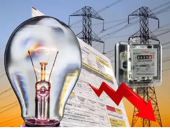 Chhattisgarh Electricity Bill: छत्तीसगढ़ में सरकारी विभागों पर 3117 करोड़ रुपये का बिजली बिल बकाया, विधानसभा में कांग्रेस ने उठाए सवाल Chhattisgarh Electricity Billelectricity bills