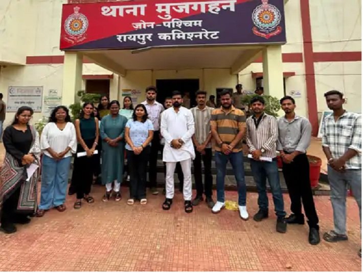 Rawatpura University: रावतपुरा विश्वविद्यालय पर छात्रों ने लगाए धोखाधड़ी के आरोप, बोले- रजिस्ट्रेशन के बिना कराया दाखिला, डिग्री के बाद नहीं मिल रही नौकरी Rawatpura University