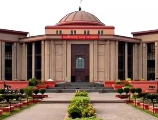 Chhattisgarh High Court: लिव-इन रिलेशन पर हाई कोर्ट का बड़ा फैसला, शादी टूटने को नहीं माना रेप Chhattisgarh High Court