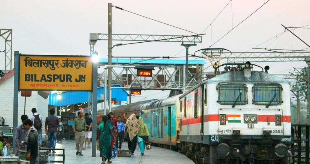 Indian Railways: यात्रीगण कृपया ध्यान दें! बिलासपुर जोन की 5 ट्रेनें रहेंगी रद्द, 17 नवंबर तक मेगा ब्लॉक; सफर से पहले जरूर देखें अपडेट Indian Railways: यात्रीगण कृपया ध्यान दें! बिलासपुर जोन की 5 ट्रेनें रहेंगी रद्द, 17 नवंबर तक मेगा ब्लॉक; सफर से पहले जरूर देखें अपडेट
