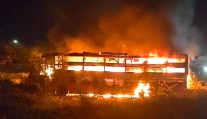 Rishikesh Indore Bus Accident: राजस्थान में दर्दनाक हादसा ऋषिकेश-इंदौर स्लीपर बस ट्रेलर से टकराई, 8 की मौत; आग में जिंदा जले यात्री, कई शवों की पहचान DNA से होगी Rishikesh Indore Bus Accident: राजस्थान में दर्दनाक हादसा ऋषिकेश-इंदौर स्लीपर बस ट्रेलर से टकराई, 8 की मौत; आग में जिंदा जले यात्री, कई शवों की पहचान DNA से होगी