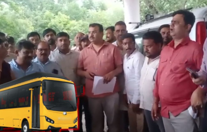 Satna Electric Buses: सतना की 20 इलेक्ट्रिक बसें दूसरे शहर भेजने का आरोप, कांग्रेस ने सरकार को घेरा; जांच और बसें वापस लाने की मांग Satna Electric Buses: सतना की 20 इलेक्ट्रिक बसें दूसरे शहर भेजने का आरोप, कांग्रेस ने सरकार को घेरा; जांच और बसें वापस लाने की मांग