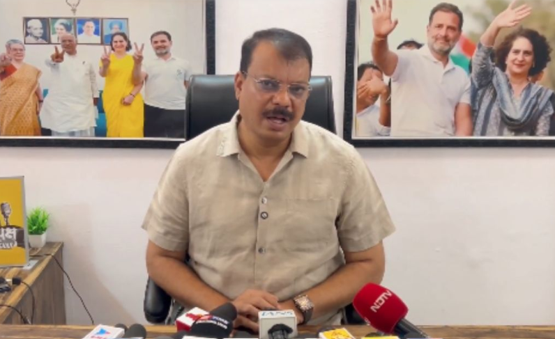 MP Health News: मंडला में 4 नवजातों की मौत पर गरमाई सियासत, उमंग सिंघार का सरकार पर तीखा हमला; बोले- ‘यह हादसा नहीं, सिस्टम की नाकामी है’ MP Health News: मंडला में 4 नवजातों की मौत पर गरमाई सियासत, उमंग सिंघार का सरकार पर तीखा हमला; बोले- ‘यह हादसा नहीं, सिस्टम की नाकामी है’