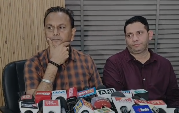 Indore Drugs Case: इंदौर हाई-प्रोफाइल ड्रग्स केस में बड़ा खुलासा, जांच में सामने आया गुजरात कनेक्शन; नाना पटवारी और महिला सहयोगी फिर तलब Indore Drugs Case: इंदौर हाई-प्रोफाइल ड्रग्स केस में बड़ा खुलासा, जांच में सामने आया गुजरात कनेक्शन; नाना पटवारी और महिला सहयोगी फिर तलब