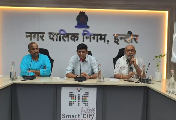 ‘Indore Cleanliness: स्वच्छता सिर्फ पोस्टर से नहीं, व्यवहार परिवर्तन से आएगी’ इंदौर कार्यशाला में बोले फीडबैक फाउंडेशन के CEO अजय सिन्हा, पाठ्यक्रम में भारतीय स्वच्छता परंपरा शामिल करने की वकालत ‘Indore Cleanliness: स्वच्छता सिर्फ पोस्टर से नहीं, व्यवहार परिवर्तन से आएगी’ इंदौर कार्यशाला में बोले फीडबैक फाउंडेशन के CEO अजय सिन्हा, पाठ्यक्रम में भारतीय स्वच्छता परंपरा शामिल करने की वकालत