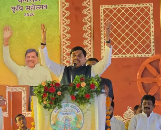 MP Farmer Welfare Scheme: CM मोहन यादव ने 82 लाख किसानों को ₹3,300 करोड़ दिए, खंडवा में पुलिस बटालियन की घोषणा MP Farmer Welfare Scheme: CM मोहन यादव ने 82 लाख किसानों को ₹3,300 करोड़ दिए, खंडवा में पुलिस बटालियन की घोषणा