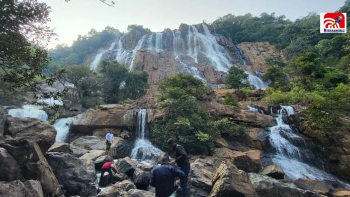 cg waterfalls