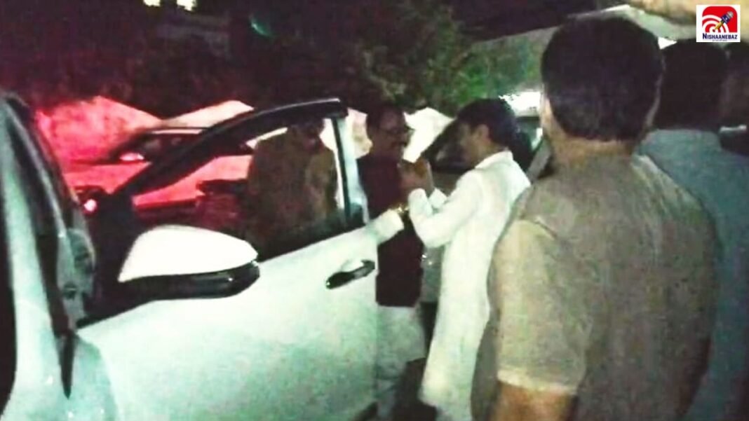 दतिया उपचुनाव: अवधेश नायक से BJP नेताओं की मुलाकात के क्या हैं मायने? सकते में कांग्रेस दतिया उपचुनाव: अवधेश नायक से BJP नेताओं की मुलाकात के क्या हैं मायने? सकते में कांग्रेस