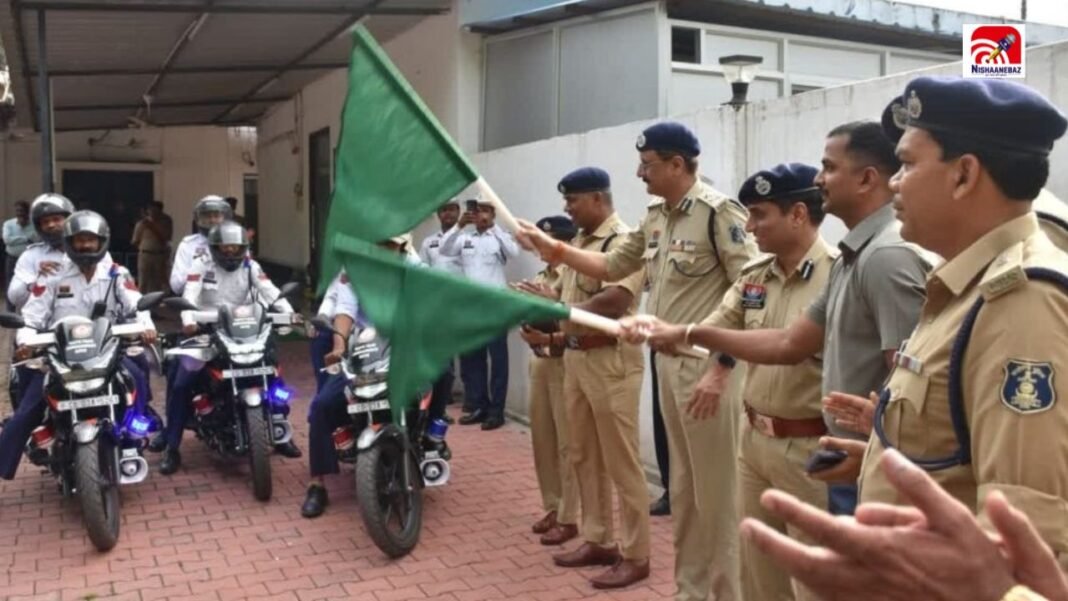 CG News: अब जाम नहीं बनेगा सिरदर्द! रायपुर ट्रैफिक पुलिस ने शुरू किया हाई-स्पीड ऑपरेशन CG News: अब जाम नहीं बनेगा सिरदर्द! रायपुर ट्रैफिक पुलिस ने शुरू किया हाई-स्पीड ऑपरेशन