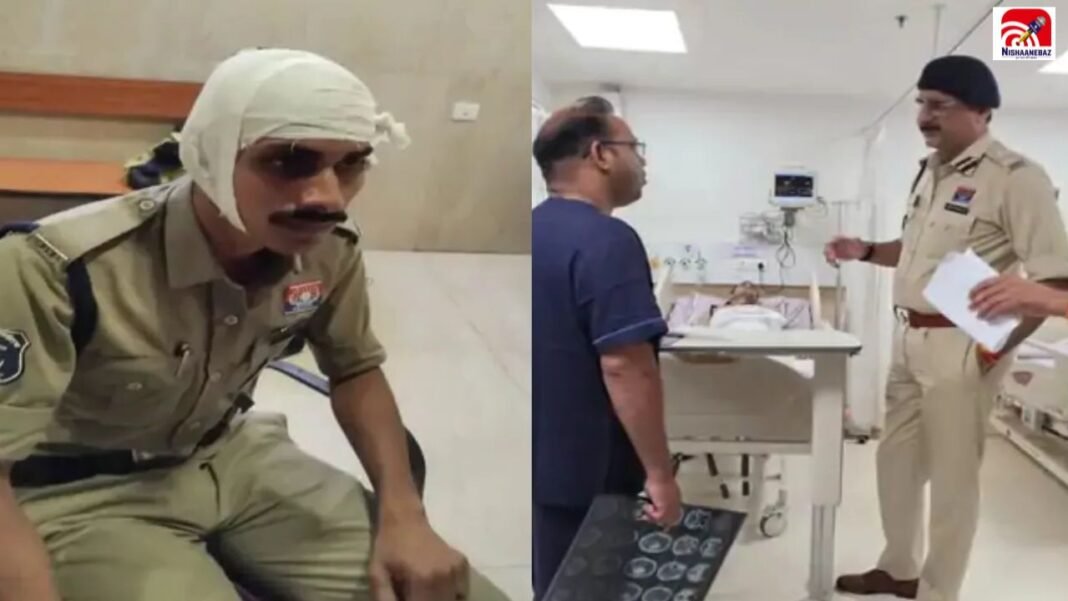 CG News: रायपुर में BJP-Congress की भिड़ंत बनी बवाल, कांग्रेस के 12 नेताओं पर FIR से सियासत गरमाई CG News: रायपुर में BJP-Congress की भिड़ंत बनी बवाल, कांग्रेस के 12 नेताओं पर FIR से सियासत गरमाई