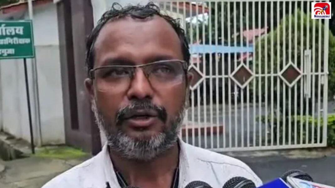 CG News: सूरजपुर- रेप केस में फंसाने की धमकी देकर रेलवे कर्मचारी से 2 लाख की वसूली का आरोप, IG से मांगी सुरक्षा CG News: सूरजपुर- रेप केस में फंसाने की धमकी देकर रेलवे कर्मचारी से 2 लाख की वसूली का आरोप, IG से मांगी सुरक्षा