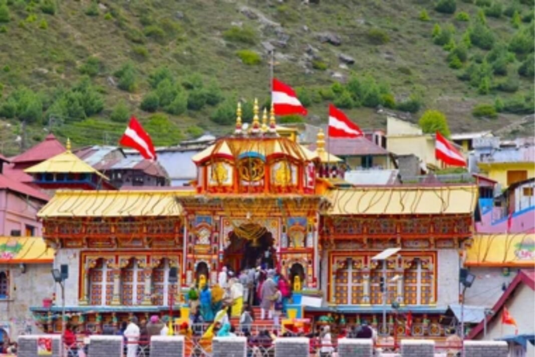 Badrinath Temple Controversy: बदरीनाथ धाम में चंदा चोरी का सनसनीखेज आरोप, मंदिर समिति अध्यक्ष के पीए पर उठी उंगली Badrinath Temple Controversy: बदरीनाथ धाम में चंदा चोरी का सनसनीखेज आरोप, मंदिर समिति अध्यक्ष के पीए पर उठी उंगली