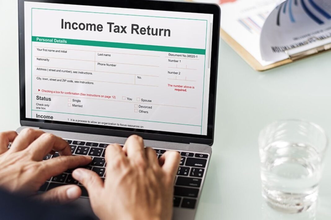 Income Tax Update: क्या आप भी ITR में क्लेम करने वाले हैं ₹200 का मील वाउचर बेनिफिट? रुकिए, इस साल नहीं मिलेगा नए नियम का फायदा, जानें क्यों Income Tax Update: क्या आप भी ITR में क्लेम करने वाले हैं ₹200 का मील वाउचर बेनिफिट? रुकिए, इस साल नहीं मिलेगा नए नियम का फायदा, जानें क्यों