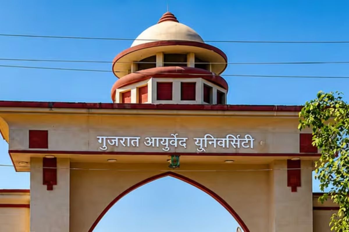 Paper Leak Controversy: NEET के बाद अब गुजरात आयुर्वेद यूनिवर्सिटी का पेपर लीक? BAMS शल्य तंत्र-1 का पेपर WhatsApp पर वायरल होने का दावा