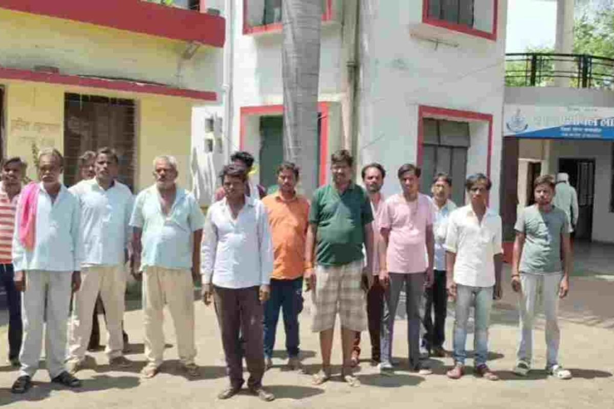 Sagar Crime News: सागर के पथरिया जाट में श्मशान से अस्थियां और राख चोरी, परिजनों ने जताई तंत्र-मंत्र की आशंका