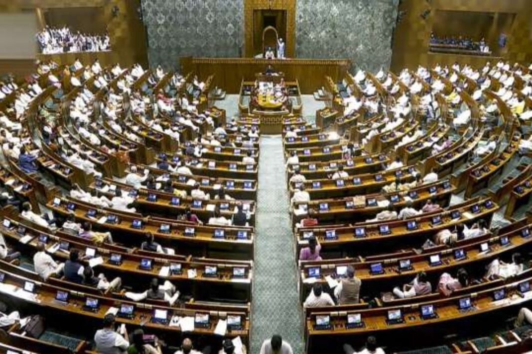 Parliament News: लोकसभा से ‘वंदे मातरम् बिल 2026’ पास; राष्ट्रगान की तर्ज पर मिलेगा कानूनी संरक्षण, अपमान करने पर 3 साल की जेल Parliament News: लोकसभा से ‘वंदे मातरम् बिल 2026’ पास; राष्ट्रगान की तर्ज पर मिलेगा कानूनी संरक्षण, अपमान करने पर 3 साल की जेल