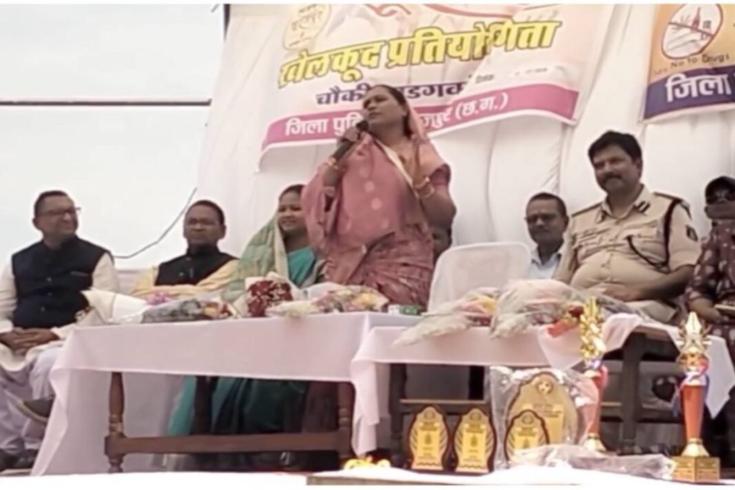 Chhattisgarh Liquor Ban: प्रतापपुर विधायक शकुंतला पोर्ते का नशामुक्त समाज पर बड़ा बयान, सोशल मीडिया पर चर्चा तेज Chhattisgarh Liquor Ban: प्रतापपुर विधायक शकुंतला पोर्ते का नशामुक्त समाज पर बड़ा बयान, सोशल मीडिया पर चर्चा तेज