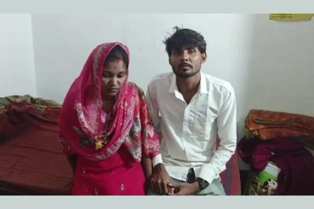 Chhattisgarh Unique Wedding: छत्तीसगढ़ में शादी का दिलचस्प मोड़: मंडप का इनकार अब मंदिर के इकरार में बदला, शुरू की नई जिंदगी Chhattisgarh Unique Wedding: छत्तीसगढ़ में शादी का दिलचस्प मोड़: मंडप का इनकार अब मंदिर के इकरार में बदला, शुरू की नई जिंदगी