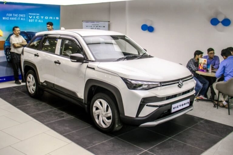 Mid-Size SUV Segment Race: हुंडई क्रेटा और किया सेल्टोस को टक्कर देने उतरी मारुति विक्टोरिस हाइब्रिड, शहर के ट्रैफिक में चलेगी इलेक्ट्रिक मोड पर