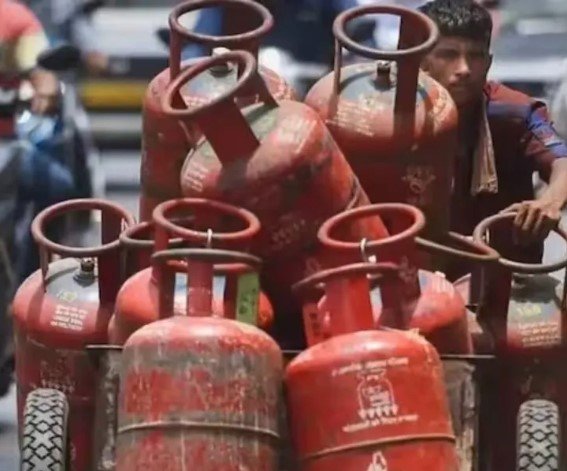 Chhattisgarh LPG Cylinder Delivery: क्या LPG सिलेंडर की डिलीवरी हो जाएगी बंद! 23 अगस्त से पहले कर ले ये काम