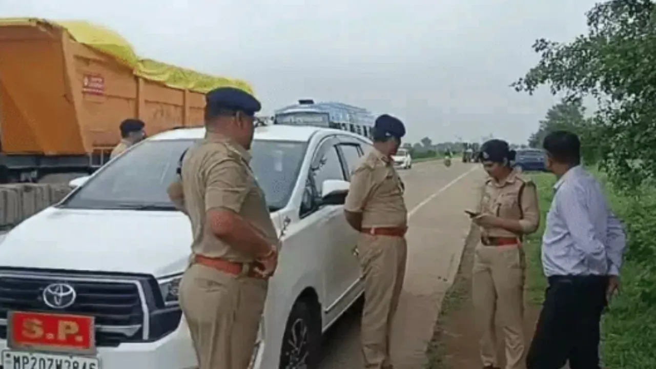 Jabalpur Crime: जबलपुर में नर्मदा दर्शन को निकली महिला से ऑटो चालक ने किया रेप, आरोपी गिरफ्तार