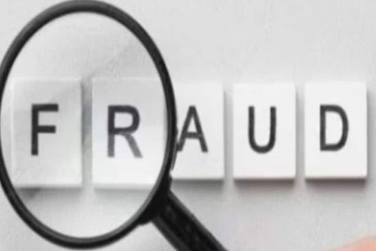 Balodabazar Job Fraud Case: पूर्व भाजपा नेता कृष्णा अवस्थी पर 10 लाख की ठगी का एक और गंभीर आरोप, फर्जी नियुक्ति पत्र थमाने की शिकायत दर्ज
