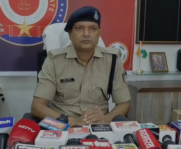 MP News: शिवगंगे की चट्टानों में 100 घंटे की तलाश बेनतीजा, अद्वैत का नहीं मिला सुराग; अब मोबाइल-CCTV से खुलेगा राज!