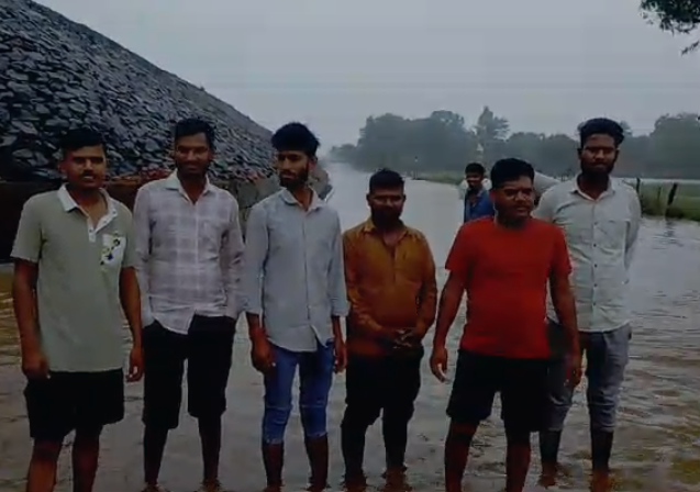 Jabalpur News: निभोरा में रिंग रोड निर्माण से बढ़ी ग्रामीणों की मुश्किलें, पाइपलाइन टूटी और जलभराव से 4-5 गांव प्रभावित