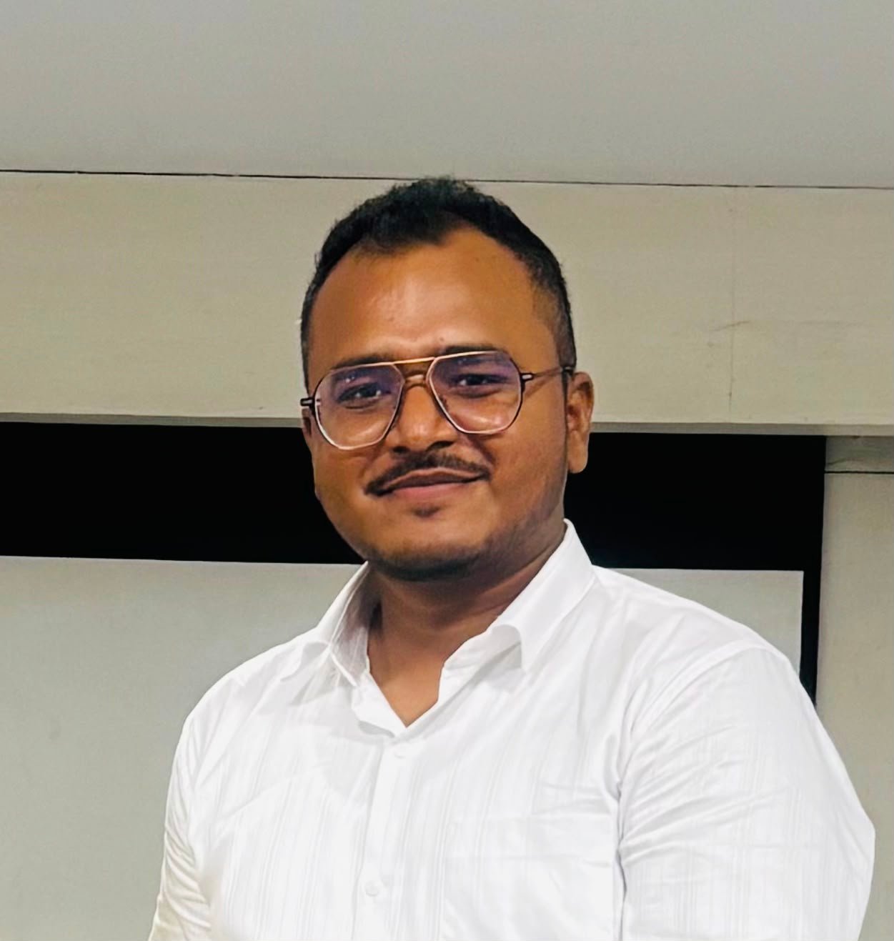 Atul Pradhan PhD: माकड़ी के अतुल प्रधान ने हासिल की बड़ी उपलब्धि, प्रबंधन विषय में पीएचडी की उपाधि से बढ़ाया क्षेत्र का गौरव
