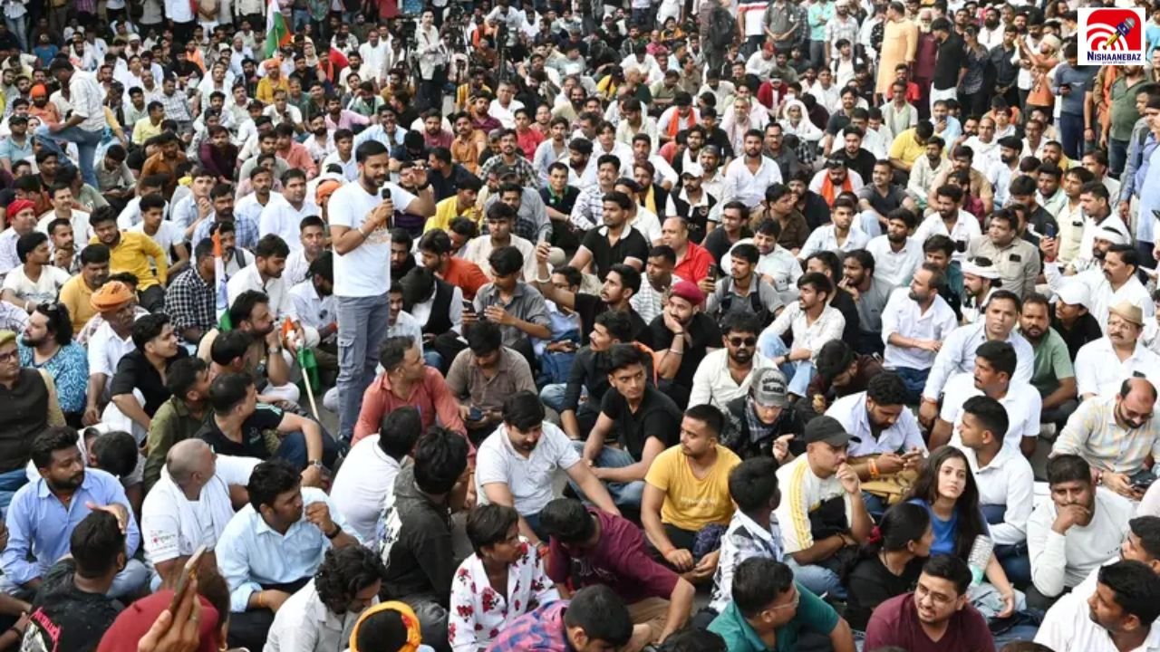 जंतर-मंतर पर आरक्षण के खिलाफ जोरदार प्रदर्शन, रात में पुलिस की कार्रवाई के बाद आज जुट सकती है बड़ी भीड़