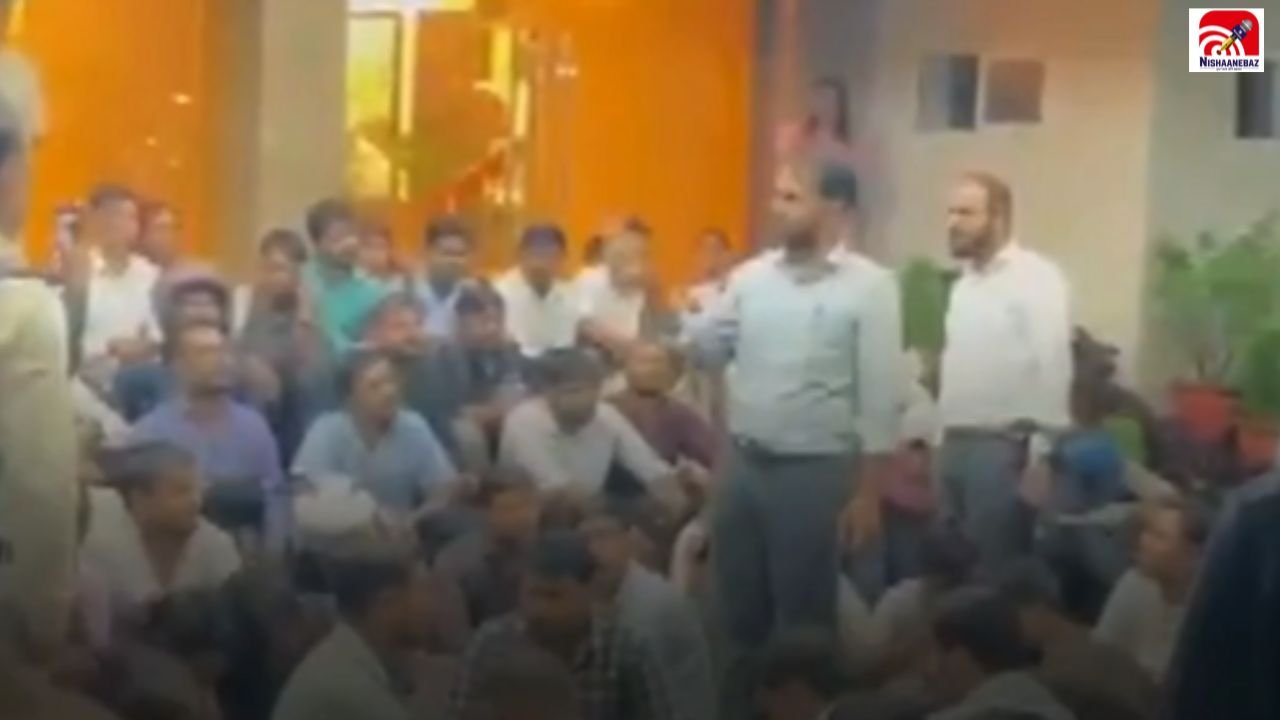 JSSC-CGL Cancellation: परीक्षा रद्द होते ही भड़का नया विवाद, नौकरी कर रहे अभ्यर्थी सड़कों पर