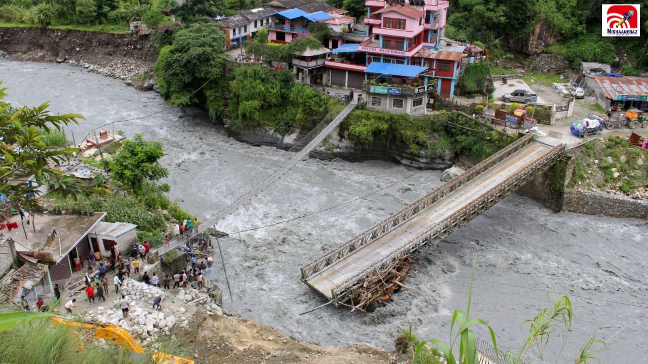 Nepal Flood: नेपाल बाढ़ में फंसे सैकड़ों पर्यटक, 105 भारतीय लापता; 31 मानसरोवर यात्री शामिल