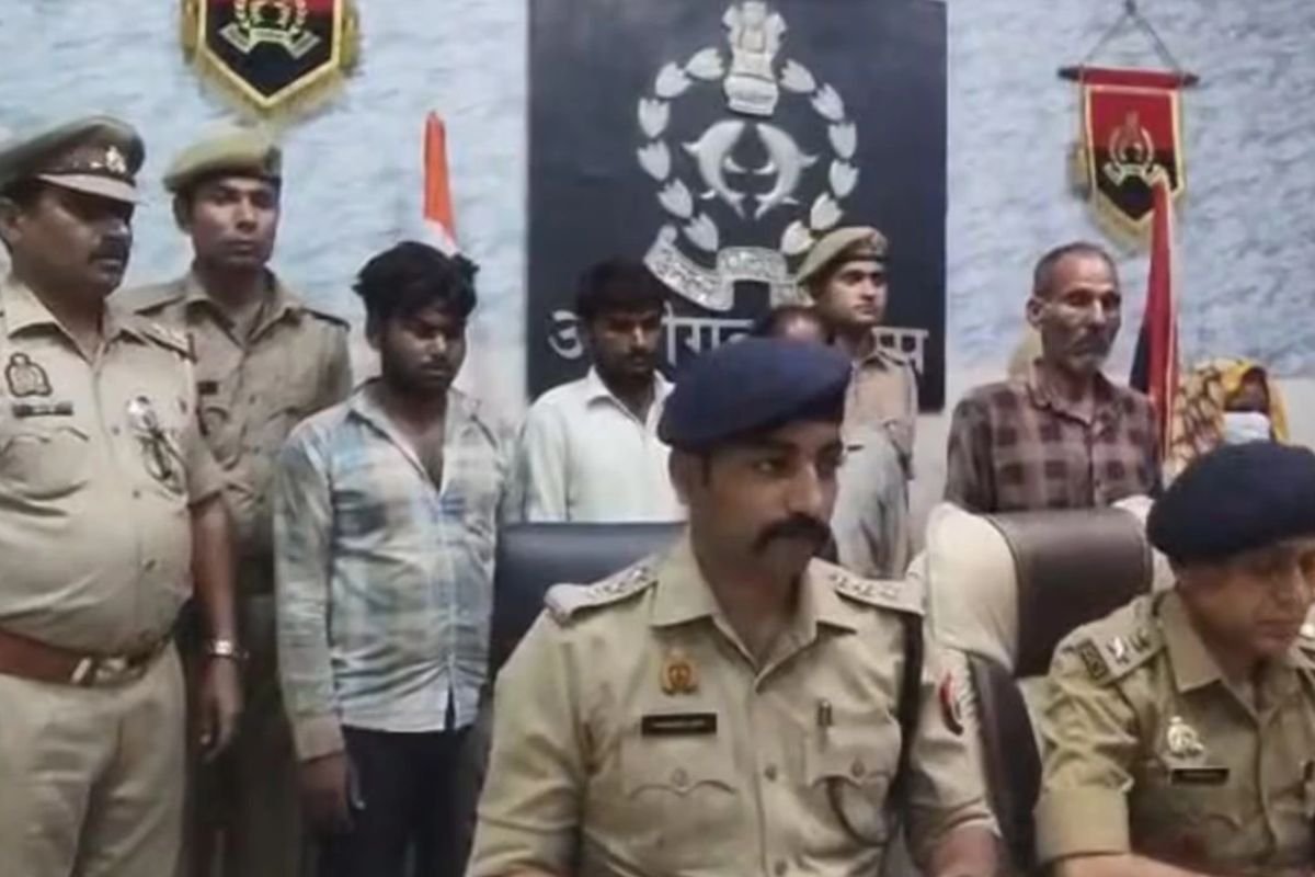 CG Human Trafficking Aligarh Gang Busted: छत्तीसगढ़ की मासूम बेटियों को यूपी के अलीगढ़ में बेचता था अंतरराज्यीय गिरोह: ‘लीडर चाची’ समेत 5 गिरफ्तार, 3 बच्चियां रेस्क्यू
