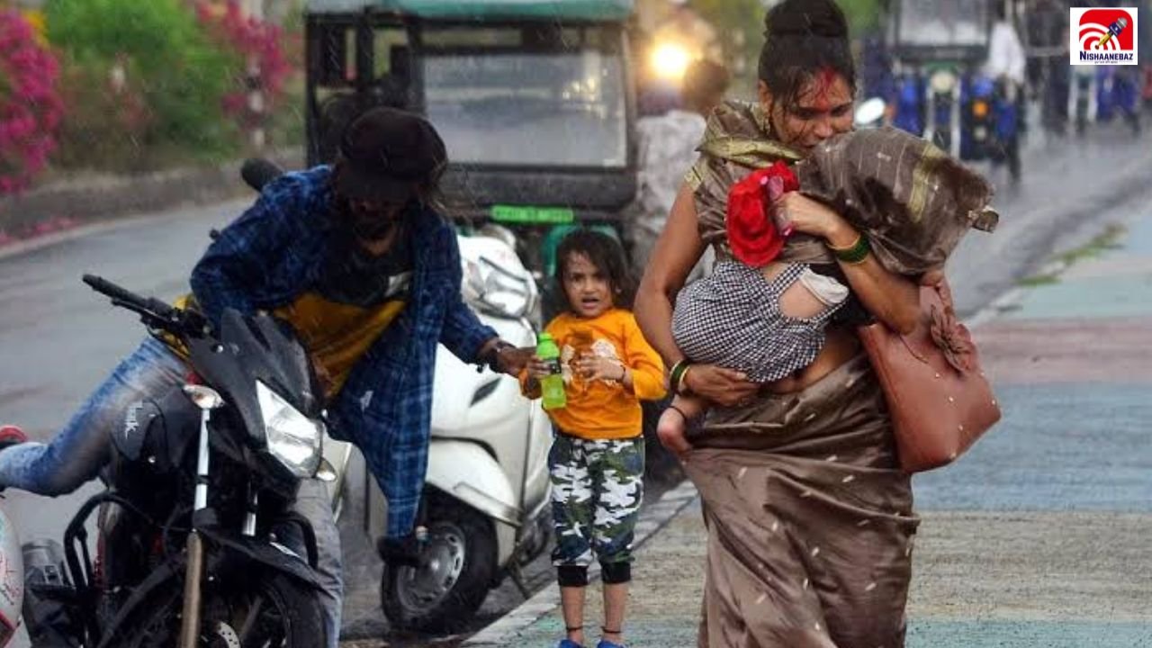 MP Weather Today: मध्यप्रदेश में फिर बिगड़ेगा मौसम! इन 15 जिलों में भारी बारिश का अलर्ट