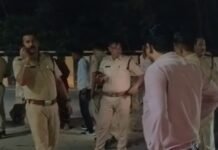 Gwalior Breaking: आधी रात युवक की गोली मारकर हत्या, बाइक से खींचकर बदमाशों ने बरसाईं गोलियां; गैंगवार से जुड़ा होने की आशंका Gwalior Breaking