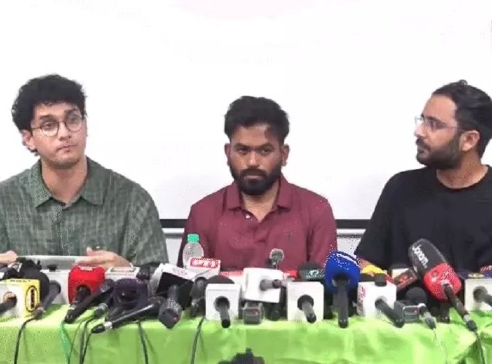 Cockroach Janata Party: CEC ज्ञानेश कुमार के इस्तीफे की मांग, CJP ने दिया 48 घंटे का अल्टीमेटम; SIR को लेकर लगाए गंभीर आरोप