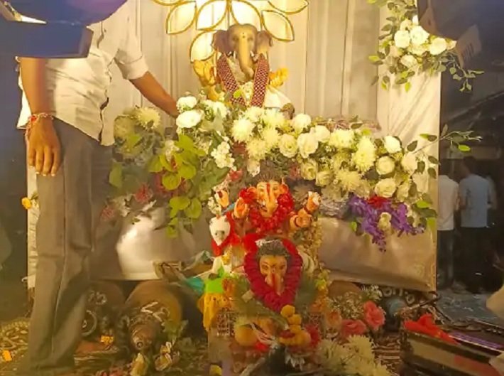 Ganesh Visarjan Jhanki: रायपुर में 28 सितंबर को निकलेगी गणेश विसर्जन झांकी, जर्जर मकानों पर निगम अलर्ट; 3 दिन बंद रखने की अपील